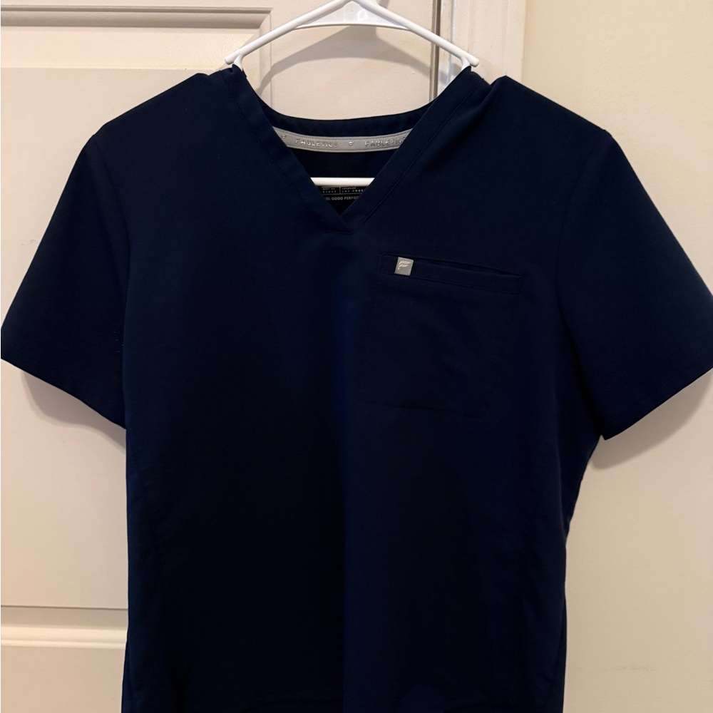 Fabletics Scrub Top